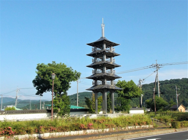 道行く人を魅せた古代寺院 - 紀行歴史遊学 道行く人を魅せた古代寺院 - 紀行歴史遊学